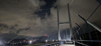 『無人の女神大橋』