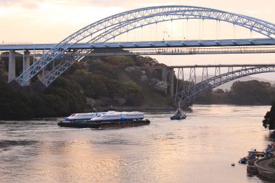 『海を渡る夢』