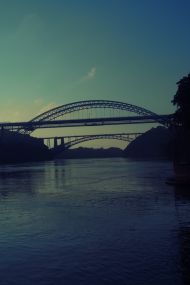 『朝焼けの西海橋』