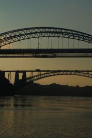 『朝焼けの西海橋』